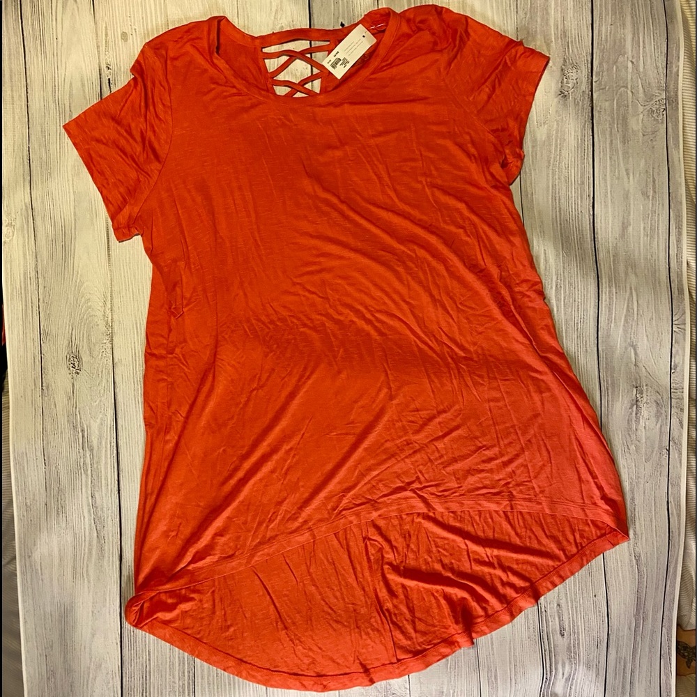 NWT Lane Bryant Livi Active Hi/Low Coral Top Size 14/16